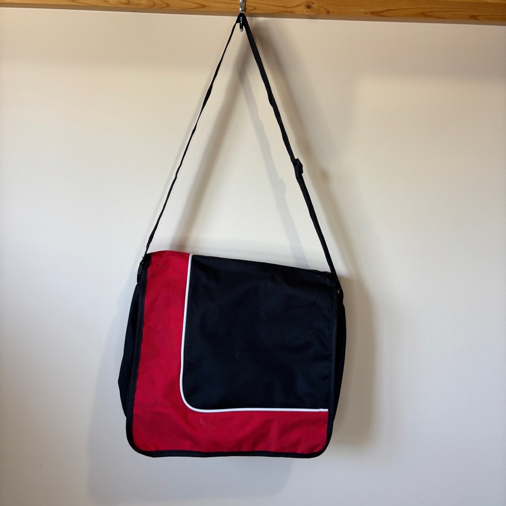Unisex Y2K Black & Red Messenger Bag Crossbody Laptop Bag 90s